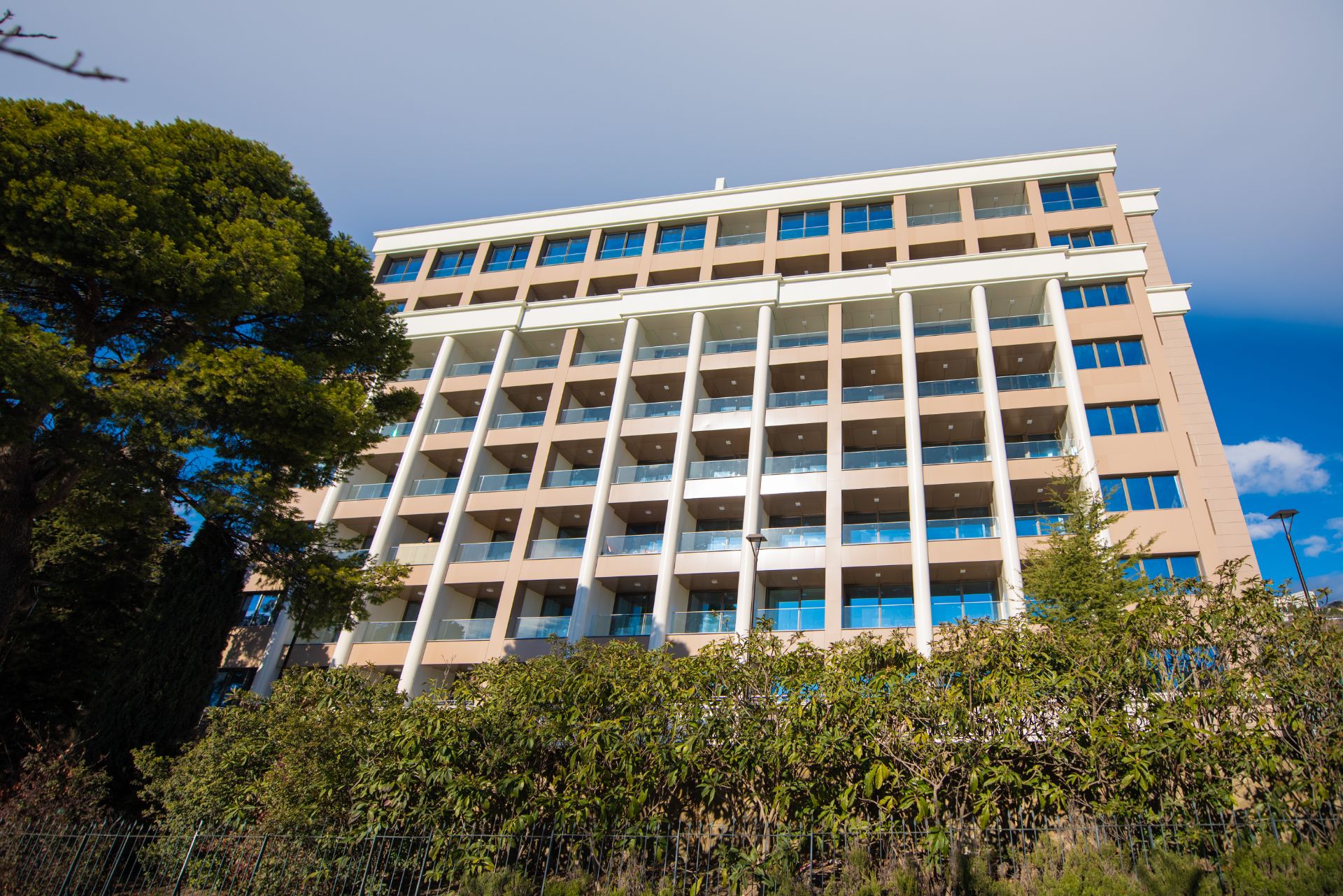 АК Sky Plaza (Скай Плаза) 